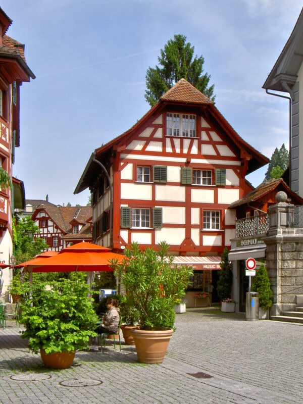 Galerie Fenster Hirschi Schreinerei und Fensterbau